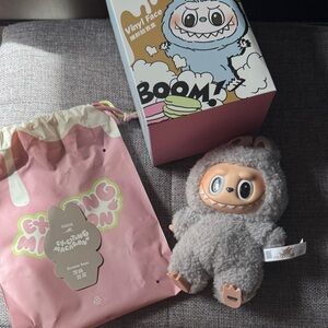 Exacting Macaron sesame bean